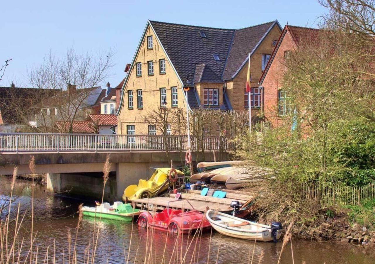 Friedrichstadtnixe, Meerchenhaftes Haus Mit Sauna ภายนอก รูปภาพ